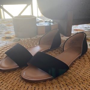 Black open toed flats